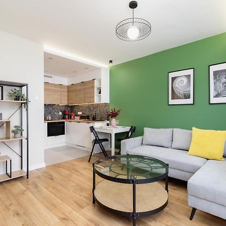 Modern Apartment On Lobzowska Street By Noclegi Renters Cracovia Esterno foto